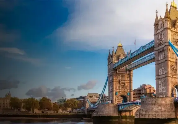 Get business advice and support when expanding into the UK.